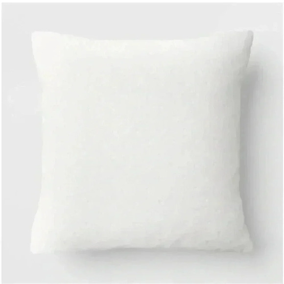 THRESHOLD QUILTED VELVET SQUARE PILLOW 18x18 - Picture 1 of 7